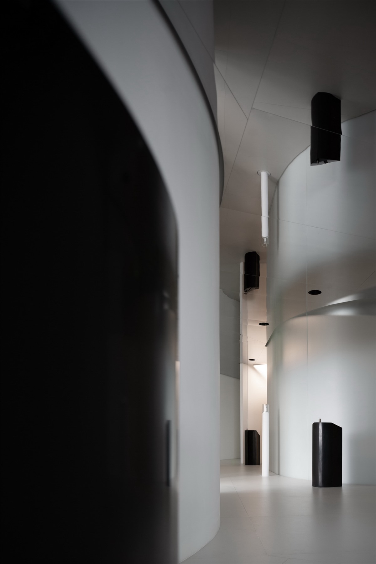 02-corridor-cover.jpg